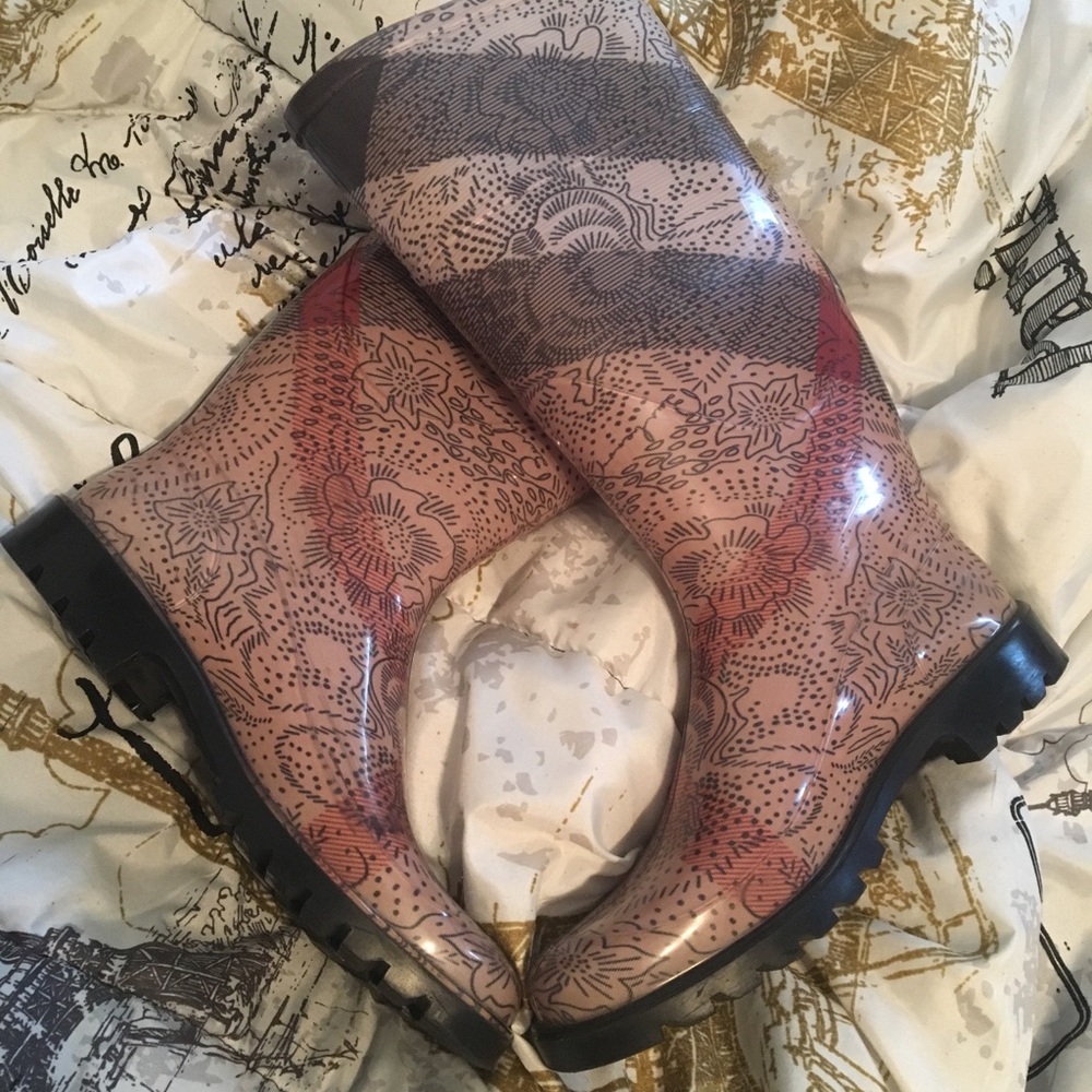 Burberry special edition design